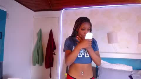 caramel_kiss_ online show from 1, 6, 2026