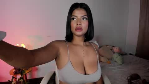 Snapshot of caramelo_xox chatting on 15, 2, 2025 online show from 15, 2, 2025