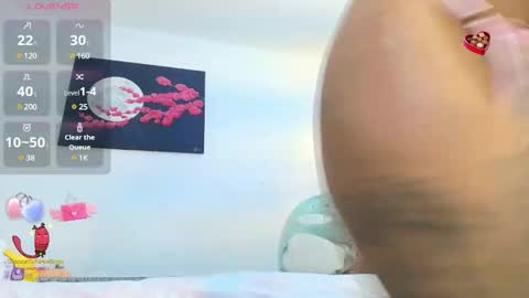 Snapshot of carameloo_06 chatting on 11, 3, 2025 carolina online show from 11, 3, 2025