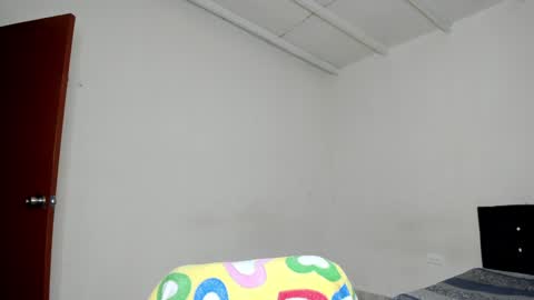 Snapshot of cardrey05 chatting on 28, 1, 2025 Carlos and Cristian online show from 28, 1, 2025