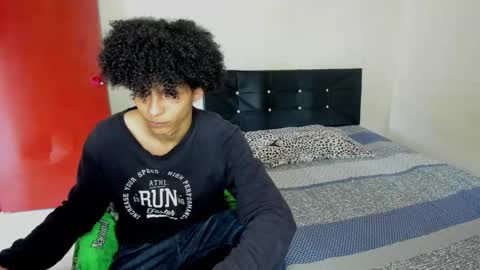 Snapshot of cardrey05 chatting on 16, 9, 2025 Carlos and Cristian online show from 16, 9, 2025
