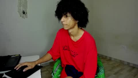 Carlos and Cristian  online show from 17, 12, 2025