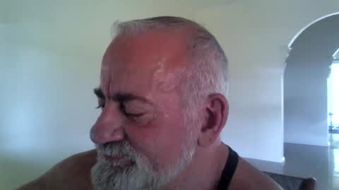 Snapshot of carey888 chatting on 4, 1, 2025 C A Rey online show from 4, 1, 2025