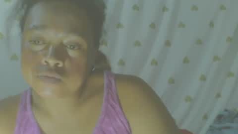 carinesexy69 online show from 10, 11, 2025