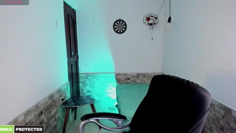 Carl online show from 5, 12, 2025