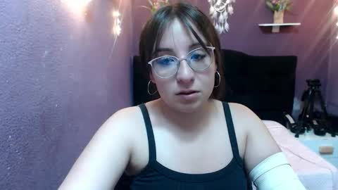 carla_999 online show from 6, 11, 2025