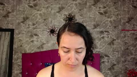 Carla naugthy  online show from 3, 12, 2024
