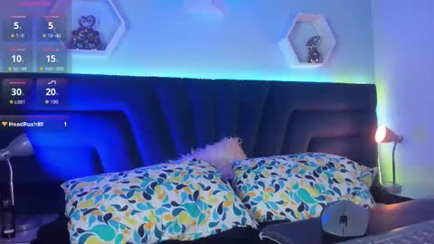 Snapshot of carla_rosee chatting on 8, 10, 2025 carla online show from 8, 10, 2025