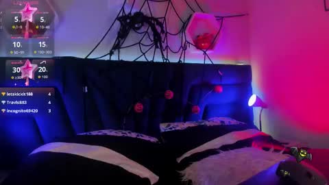 Snapshot of carla_rosee chatting on 31, 10, 2025 carla online show from 31, 10, 2025