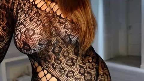 carla_secretary online show from 29, 10, 2025