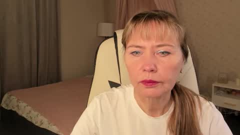 Snapshot of carla_vogue chatting on 5, 11, 2025 Carla Vogue online show from 5, 11, 2025