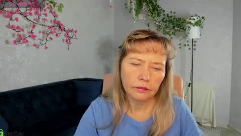 Snapshot of carla_vogue chatting on 28, 11, 2025 Carla Vogue online show from 28, 11, 2025