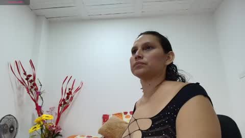 carlaantonellii online show from 14, 4, 2026