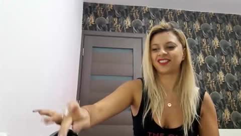 Snapshot of carlastacefun chatting on 8, 10, 2025 CarlaStaceFun online show from 8, 10, 2025