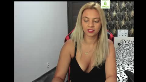 CarlaStaceFun online show from 24, 6, 2026