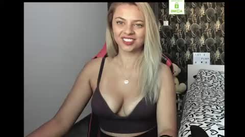 CarlaStaceFun online show from 25, 6, 2026