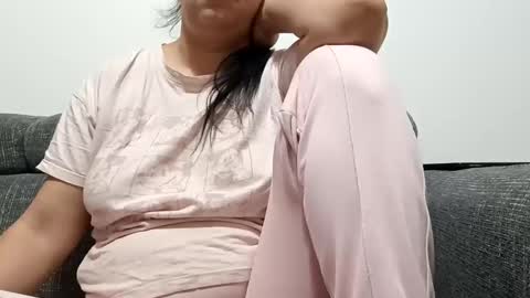 Snapshot of carlasweet00 chatting on 1, 3, 2025 carlasweet00 online show from 1, 3, 2025