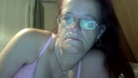 carleeswoman08 online show from 22, 6, 2026