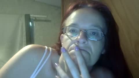 carleeswoman08 online show from 26, 6, 2026