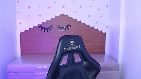 CARLYE   online show from 18, 10, 2025