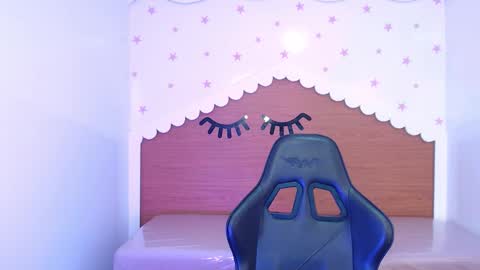 CARLYE   online show from 21, 11, 2025