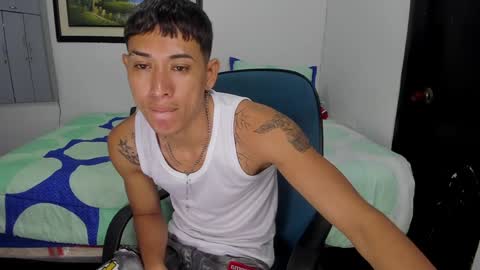 Snapshot of carlitosex09 chatting on 22, 12, 2024 master online show from 22, 12, 2024