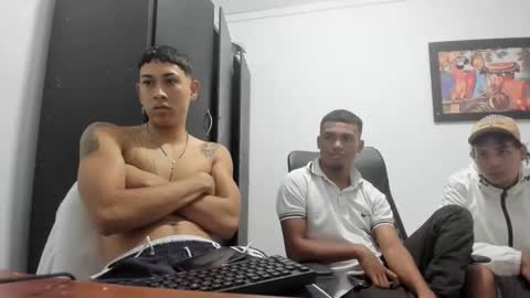 Snapshot of carlitosex09 chatting on 27, 12, 2024 master online show from 27, 12, 2024