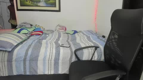 Snapshot of carlitosex09 chatting on 11, 1, 2025 master online show from 11, 1, 2025