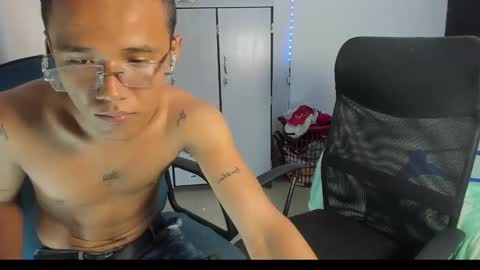 Snapshot of carlitosex09 chatting on 10, 2, 2025 master online show from 10, 2, 2025