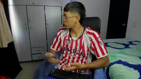 Snapshot of carlitosex09 chatting on 19, 2, 2025 master online show from 19, 2, 2025