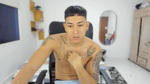 Snapshot of carlitosex09 chatting on 23, 9, 2025 master online show from 23, 9, 2025