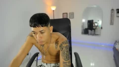 Snapshot of carlitosex09 chatting on 16, 11, 2025 master online show from 16, 11, 2025