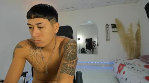 Snapshot of carlitosex09 chatting on 20, 11, 2025 master online show from 20, 11, 2025