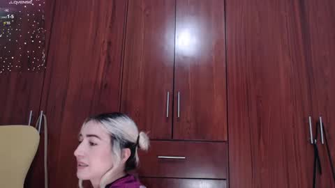 Snapshot of carly_grasso chatting on 9, 2, 2025 carly grasso online show from 9, 2, 2025