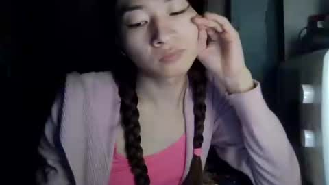 CarlyJoy online show from 30, 1, 2025