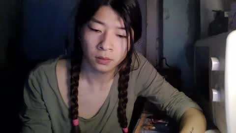 CarlyJoy online show from 27, 2, 2025