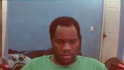 Snapshot of carlylecoop chatting on 16, 6, 2026 carlylecoop online show from 16, 6, 2026