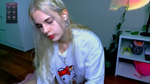 Snapshot of carmen__crybaby chatting on 28, 11, 2025 carmen__crybaby online show from 28, 11, 2025