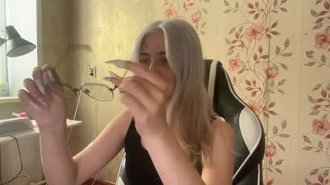 Elina online show from 3, 7, 2026