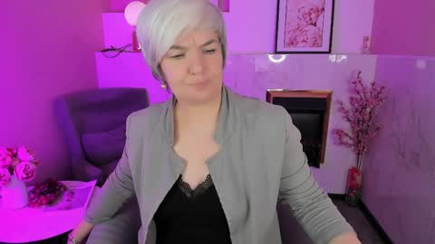 Carmen online show from 4, 4, 2026