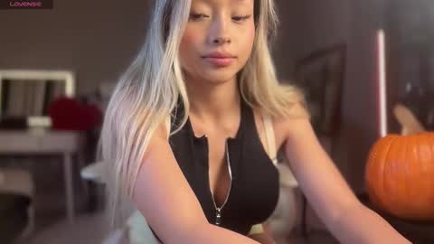 Snapshot of carmenxrose chatting on 31, 10, 2025 carmenxrose online show from 31, 10, 2025