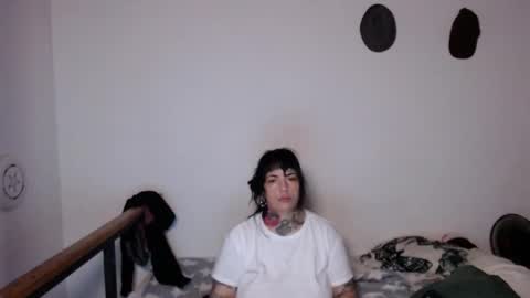 Snapshot of carmillaross chatting on 2, 12, 2025 CARMILLA ROSS online show from 2, 12, 2025