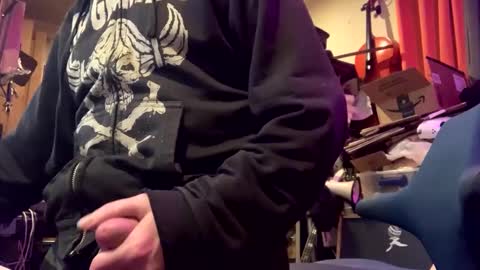 Snapshot of carnygoat chatting on 17, 12, 2024 Luci online show from 17, 12, 2024