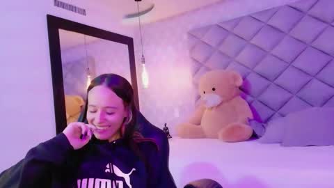 caro_adams1 online show from 27, 11, 2025