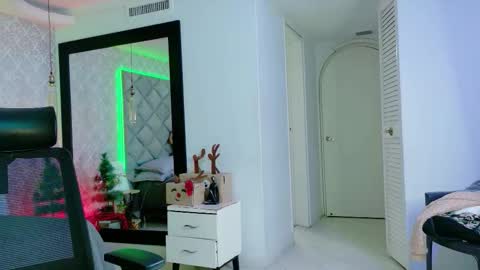 caro_adams1 online show from 10, 1, 2026