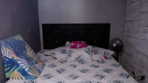 Caro milf  online show from 8, 11, 2025