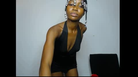caroline online show from 12, 5, 2026