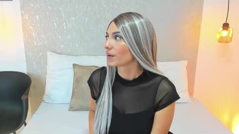 Carolain online show from 4, 12, 2025