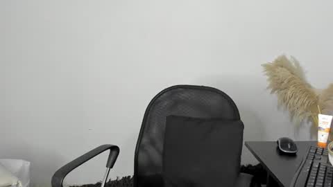 Snapshot of carolay759687 chatting on 7, 1, 2025 carolay759687 online show from 7, 1, 2025