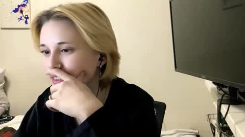 Call me Carol online show from 17, 11, 2025